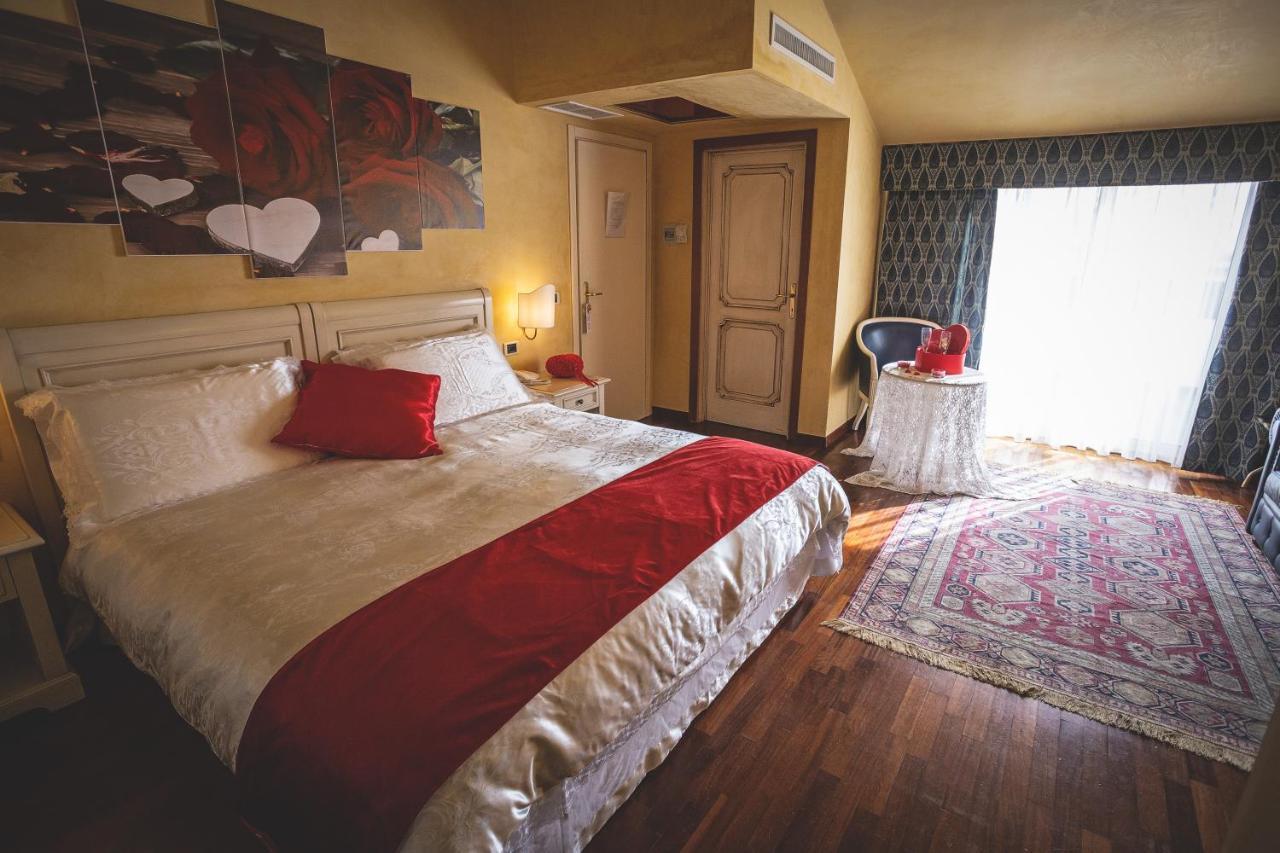 Hotel Posta تشيزينا المظهر الخارجي الصورة